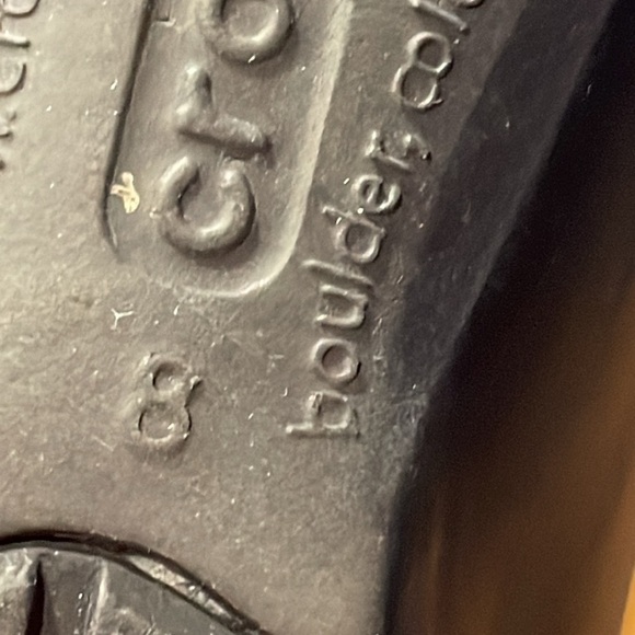 Women's Crocs Black Platform Wedge Slip-On Sandal Size 8 - Picture 13 of 13